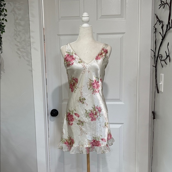 💕Vintage Floral Satin Slip Dress💕 - Picture 1 of 8